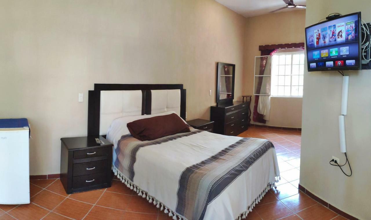 Habitación para viajeros Puerto Vallarta Exterior foto